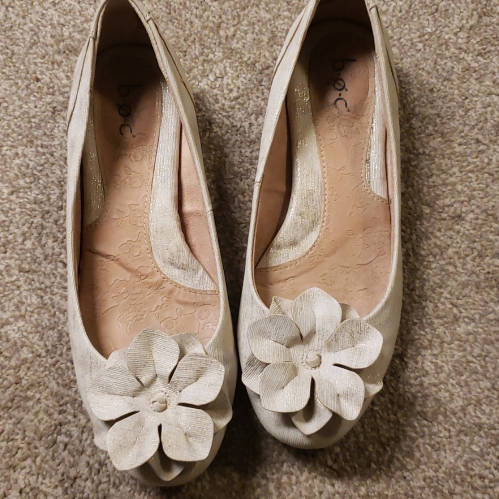 Size 7 flats